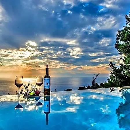 Agapi Ξενοδοχείο 4*